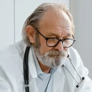Dr. Paul Fischer